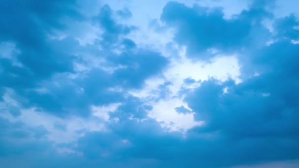 Hiperlapso Aéreo Vista Las Nubes Movimiento Atardecer Playa Tubkaek Krabi — Vídeo de stock