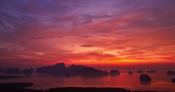 Νωρίς Ροζ Ανατολή Στο Samed Nang Chee Archipelago Phang Nga — Αρχείο Βίντεο