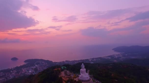 Vista Aérea Céu Pôr Sol Rosa Phuket Grande Buda Phuket — Vídeo de Stock