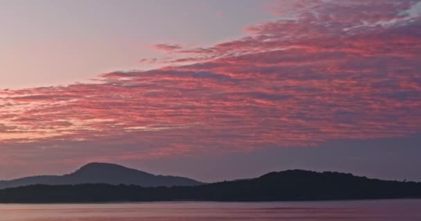 Zeitraffer Video Vom Erstaunlichen Sonnenaufgang Über Dem Ozean Strand Von — Stockvideo