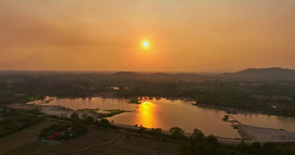 Letecký Pohled Zlaté Slunce Nad Lagunou Venkovní Dobrodružství Cestovat Krásné — Stock video