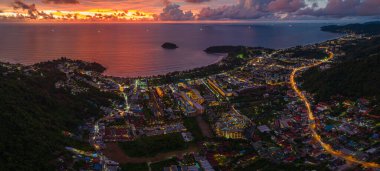  Kata plajında manzara aydınlatması