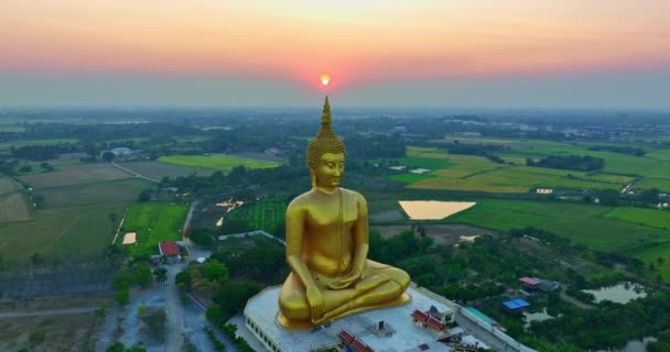 태양은 일몰에 부처의 있었다 태국의 불교의 비디오 비디오 예배와 개념을위한 — 비디오