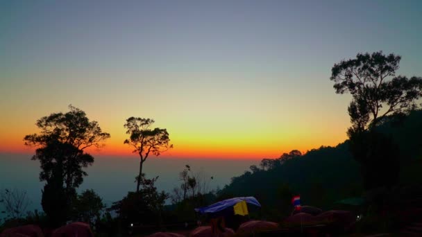 Widok Wschód Słońca Nad Horyzontem Górach Tajlandii — Wideo stockowe