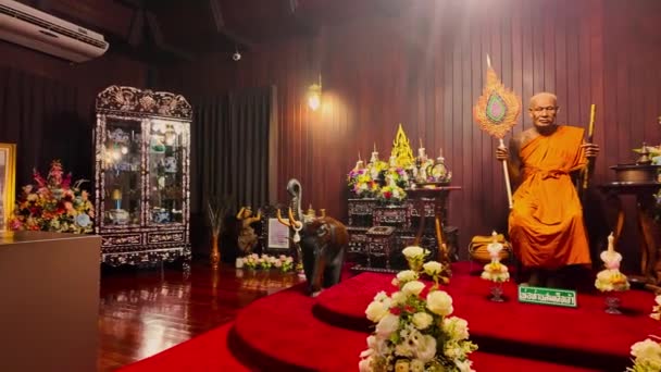 Phuket Thailand Novembro 30Th 2023 Bela Figura Cera Realista Luang — Vídeo de Stock