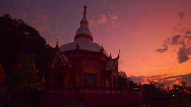 Güzelim Phuket, Tayland 'da güzel bir akşam..