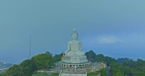 Bela Estátua Buddha Vista Aérea Phuket — Vídeo de Stock