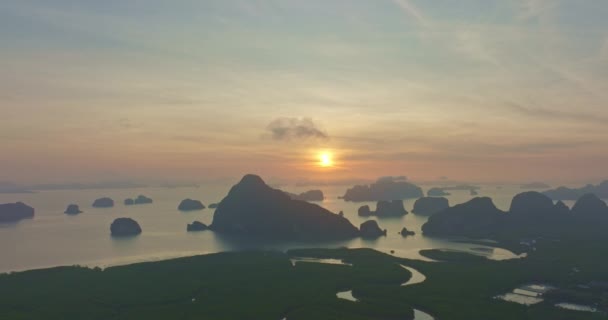 Sonnenuntergang Der Luftaufnahme Schönen Roten Himmel Bei Sonnenaufgang Über Samet — Stockvideo