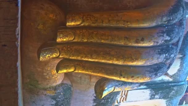Détail Main Dorée Phra Achana Une Vieille Grande Statue Historique — Video