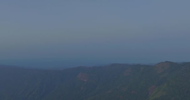 プーチューブベルク山脈上空からの眺望 — ストック動画