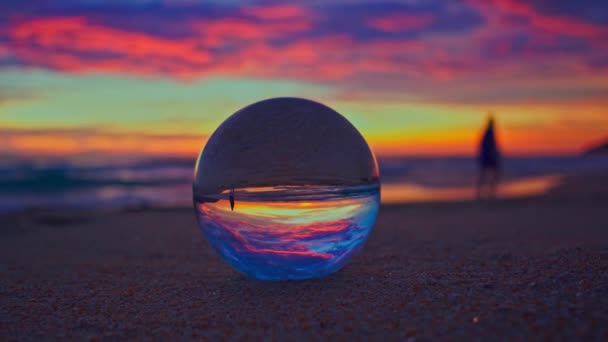 夕阳西下的天空 水晶球 — 图库视频影像
