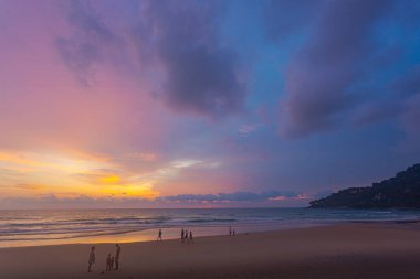 Gün batımında inanılmaz gökyüzü