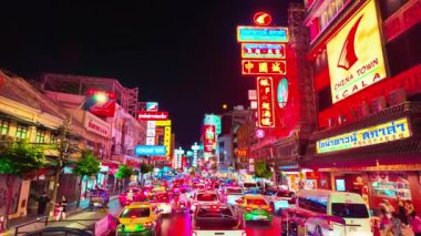 Bangkok, Tayland-Haziran, 13. 2024: Yaowarat bölgesi, dünyanın dört bir yanındaki ünlü film ve müzik videoları için bir çekim yeri. Gece Bangkok 'ta yapılacak en iyi şeyleri keşfedin.