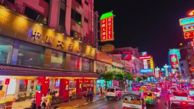 Bangkok, Tayland-13 Haziran 2024: Bangkok 'taki en büyük Çin Mahallesi, alışveriş ve cazip mutfağıyla ünlüdür ve filmler ve müzik videoları için en iyi çekim yeridir.