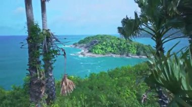 Laem Phromthep 'in önündeki Man Adası bakış açısı