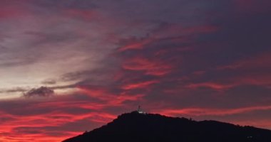 Phuket 'in Büyük Buda' sının alacakaranlıktaki hava manzarası, Tayland