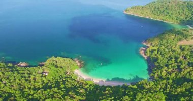 Tropikal Cennet Sahili 'nin havadan görünüşü