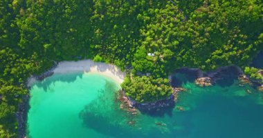 Özgürlük Sahili 'nin havadan görünüşü doğanın güzelliğini en iyi şekilde gösteriyor.