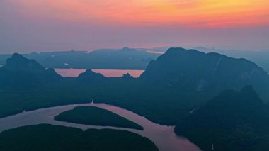 Mangrove Kanalı 'nın havadan aşırı düşüşü Kalp Adası' nın tatlı gündoğumuyla