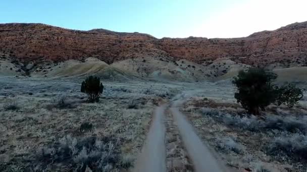 Road Escape Scenic Cache Valley Wash Moab Canyons Sunset — Stock Video