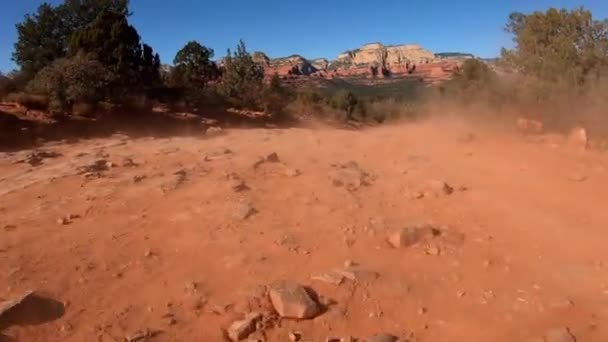 Вид Сухой Ручей Переднего Сиденья Седоне Аризона Красные Скалы Пересечённая — стоковое видео