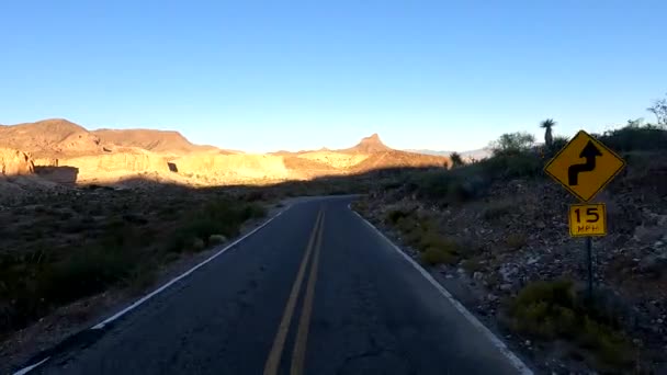 Wyobraź Sobie Rejs Starą Drogą Arizonie Pomiędzy Kingman Oatman Skręty — Wideo stockowe