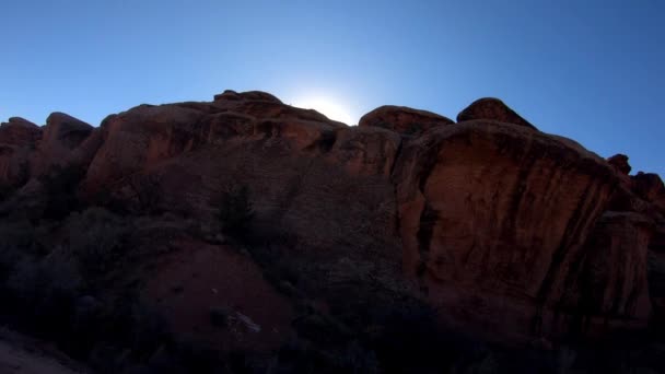 Ein Seitenblick Auf Die Atemberaubende Schönheit Von Utahs Zerklüftetem Gelände — Stockvideo