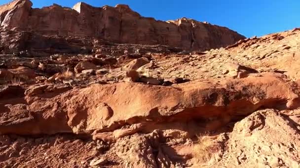 Side View Road 4X4 Rugged Gemini Bridges Trail Moab Utah — Stock Video