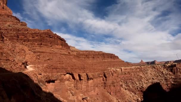Koltuk Manzarası Utah Engebeli Arazisinin Nefes Kesici Güzelliğini Deneyimlerken Beyaz — Stok video