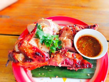 Baharatlı ızgara tavuk, Tayland yemeği, sokak yemeği, Bangkok