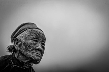 Kuzey Vietnam 'da yaşlı kadınlar