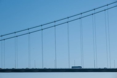 Gün boyunca Boğaziçi Köprüsü 'nde Akıntı Trafiği