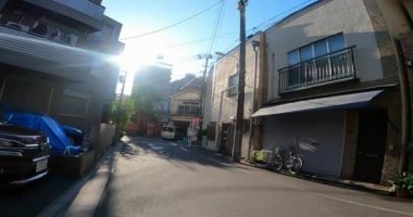 Asakusa 'dan Gorikiki Inari Tapınağına sabah yolculuğu