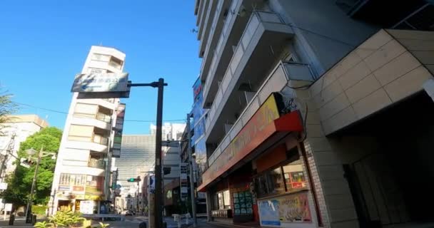 Japan Tokyo Shinjuku Morning Sidewalk Big Citythe Nightlife Welcomes Morning — стокове відео