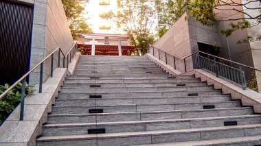 Fukishiro Inari Tapınağı, Toranomon, Minato Ward, Tokyo 'da bir türbe. Kuruluş tarihi bilinmiyor. 1691 yılında, Fukite-cho (şu anda Toranomon 4-chome) kasabası halkı Matsudaira Ukon-shogen konutunun dışında bir Inari tapınağı keşfetti. 