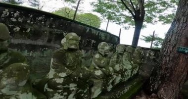Kita-in Tapınağı 'nın 500 Arhat' ı. Kita-in Tapınağı Kosenba-cho, Kawagoe City, Saitama Bölgesi, Japonya 'da bulunur. Ryogen (Jie Daishi veya Gensan Daishi olarak da bilinir) ve Kawagoe Daishi olarak da bilinir..