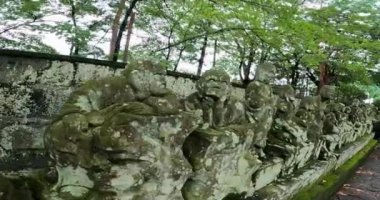 Kita-in Tapınağı 'nın 500 Arhat' ı. Kita-in Tapınağı Kosenba-cho, Kawagoe City, Saitama Bölgesi, Japonya 'da bulunur. Ryogen (Jie Daishi veya Gensan Daishi olarak da bilinir) ve Kawagoe Daishi olarak da bilinir..