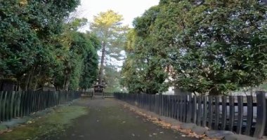 Jomon döneminden beri Suginami Ward, Tokyo, JapanIgusa Hachiman Tapınağı 'nda bir türbe olan Igusa Hachiman Tapınağı' na tapıldığı ve Heian döneminin sonunda bir türbe dönüştüğü söylenir (794-1185).).