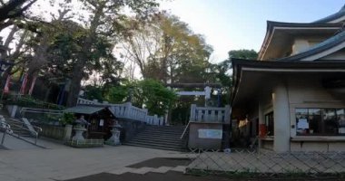 Gojo Tenjin Tapınağı Ueno Park, Taito-ku, Tokyo, Japonya 'da bir tapınak. 1900 yıl önce kuruldu.