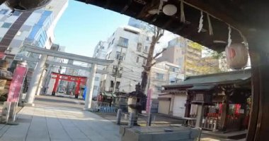 Shitaya Tapınağı, Higashiueno, Taito Ward, Tokyo, Japonya 'daki en eski Inari tapınağı. 730 yılında inşa edildiği söyleniyor.