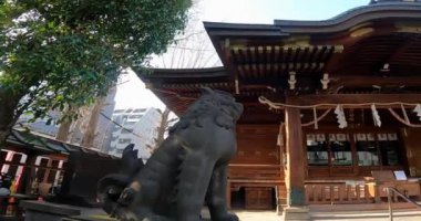 Shitaya Tapınağı, Higashiueno, Taito Ward, Tokyo, Japonya 'daki en eski Inari tapınağı. 730 yılında inşa edildiği söyleniyor.