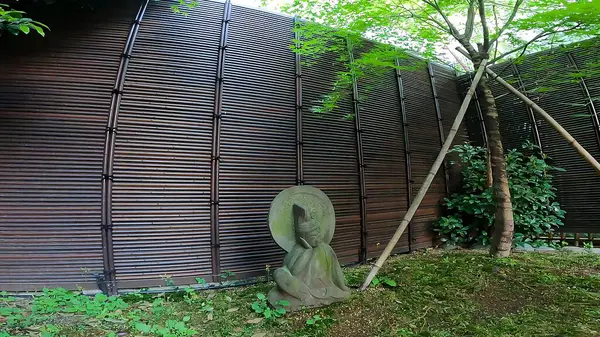 stock image A temple in Hatsudai, Shibuya-ku, Tokyo. It is a branch temple of Rurizan Yakuoin Ioji (Higashi Hasedera, commonly known as 