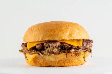 Patates çörekleri, et ve vejetaryen madalyonlu, marul, domates, pastırma, salatalık, çedar peyniri ve Amerikan usulü karamelli soğanlı hamburgerlerin farklı çeşitleri kataloğu.. 