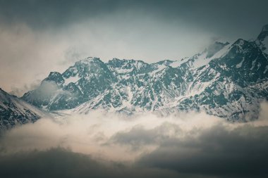 Dağların güzel manzarası
