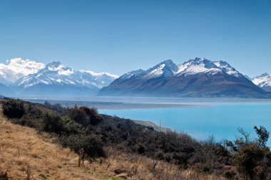 Yeni Zelanda. Aoraki Dağı Cook Ulusal Parkı. Pukaki Gölü Manzarası - Tarih: 01 - 09 - 2023