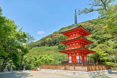 Japonya. Kyoto. Kiyomizu Dera Tapınağı. Koyasu Pagoda - Tarih: 25 - 04 - 2023