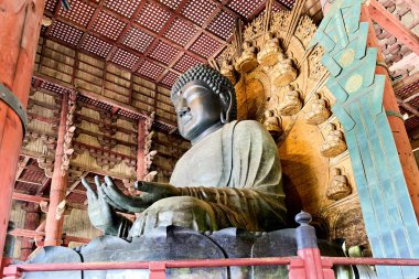 Japonya. Nara. Todai-ji tapınağı. Büyük Buda Salonu (Daibutsu-den) - Tarih: 26 - 04 - 2023