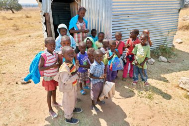 Namibya. Kavango Bölgesi 'nde bir okul - Tarih: 14 - 08 - 2023
