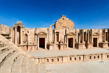 Ürdün. Gerasa Jerash 'ın Yunan Roma kenti. Tiyatro - Tarih: 29 - 10 - 2023