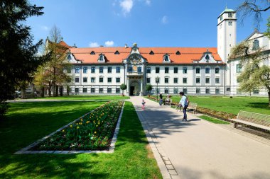 Almanya Bavyera Romantik Yolu. Augsburg. Hükümet Sarayı - Tarih: 21 - 04 - 2023